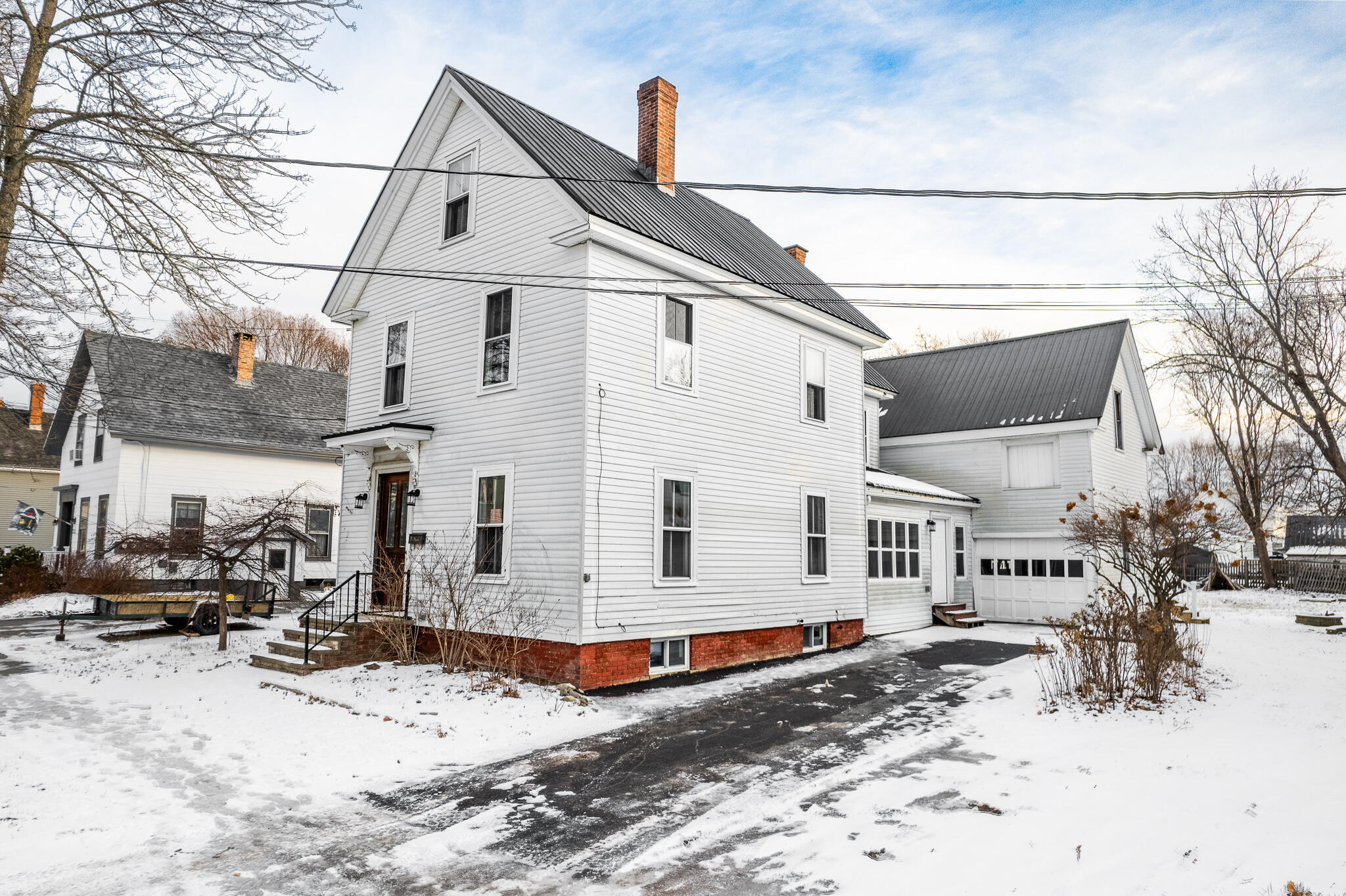 79 Maple Street Bangor, ME 04401 - Photo 1 of 29 01