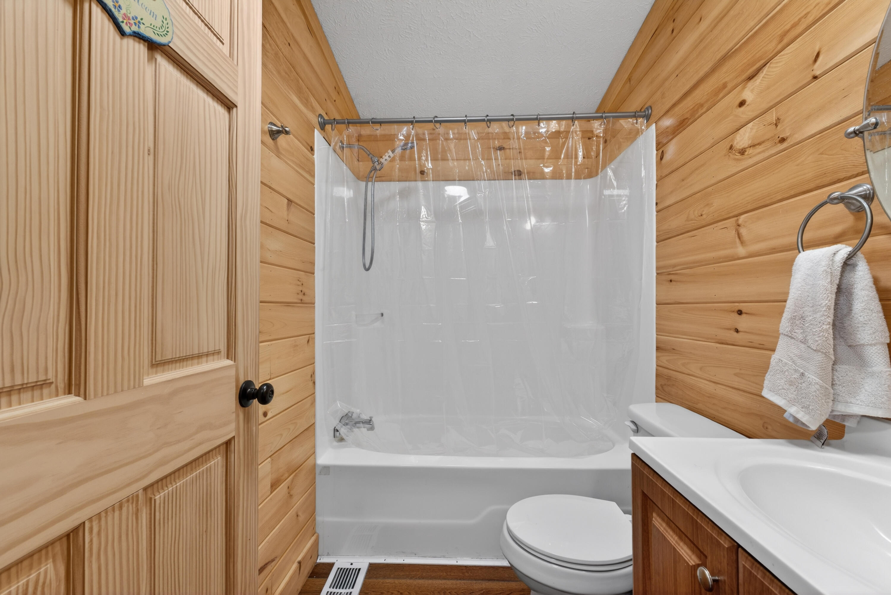 1051 Gardiner Road, Unit 29 Wiscasset, ME 04578 - Photo 29 of 39 photos_high_resolution_1051_Gardiner_Rd_
