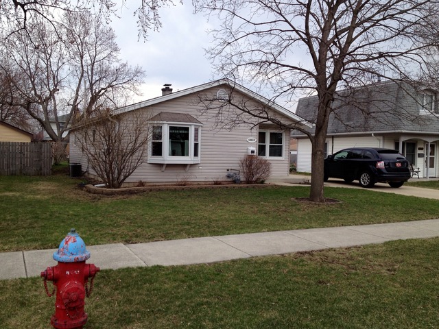 10519 Princess Avenue Chicago Ridge, IL 60415 - Photo 3 of 24