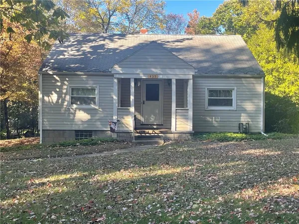 $215,000 | 435 McCalmont Road, Renfrew, PA 16053