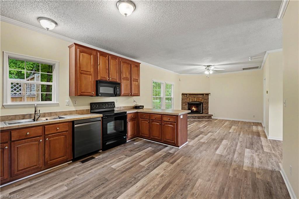 1706 Whites Mill Road High Point, NC 27265 - Photo 17 of 38 Gallery Image 17