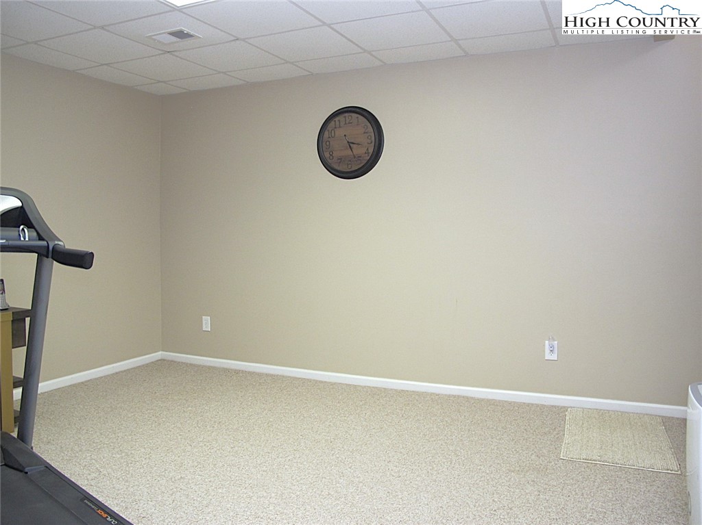 197 Greenview Drive Jefferson, NC 28640 - Photo 22 of 38