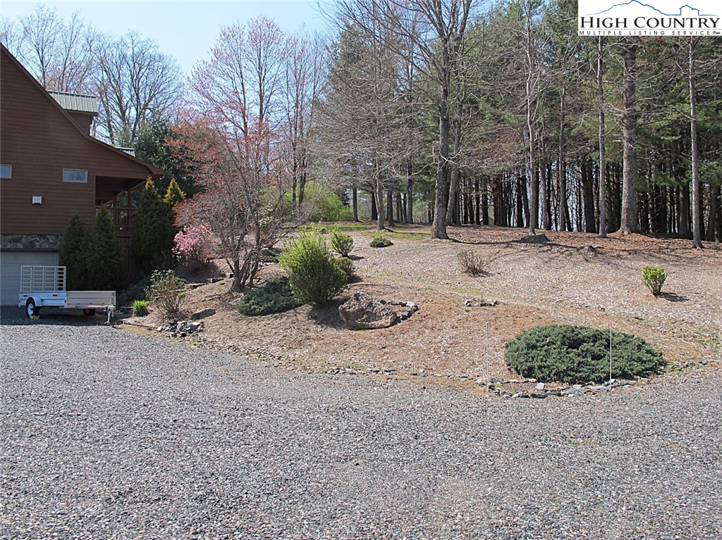 197 Greenview Drive Jefferson, NC 28640 - Photo 34 of 38