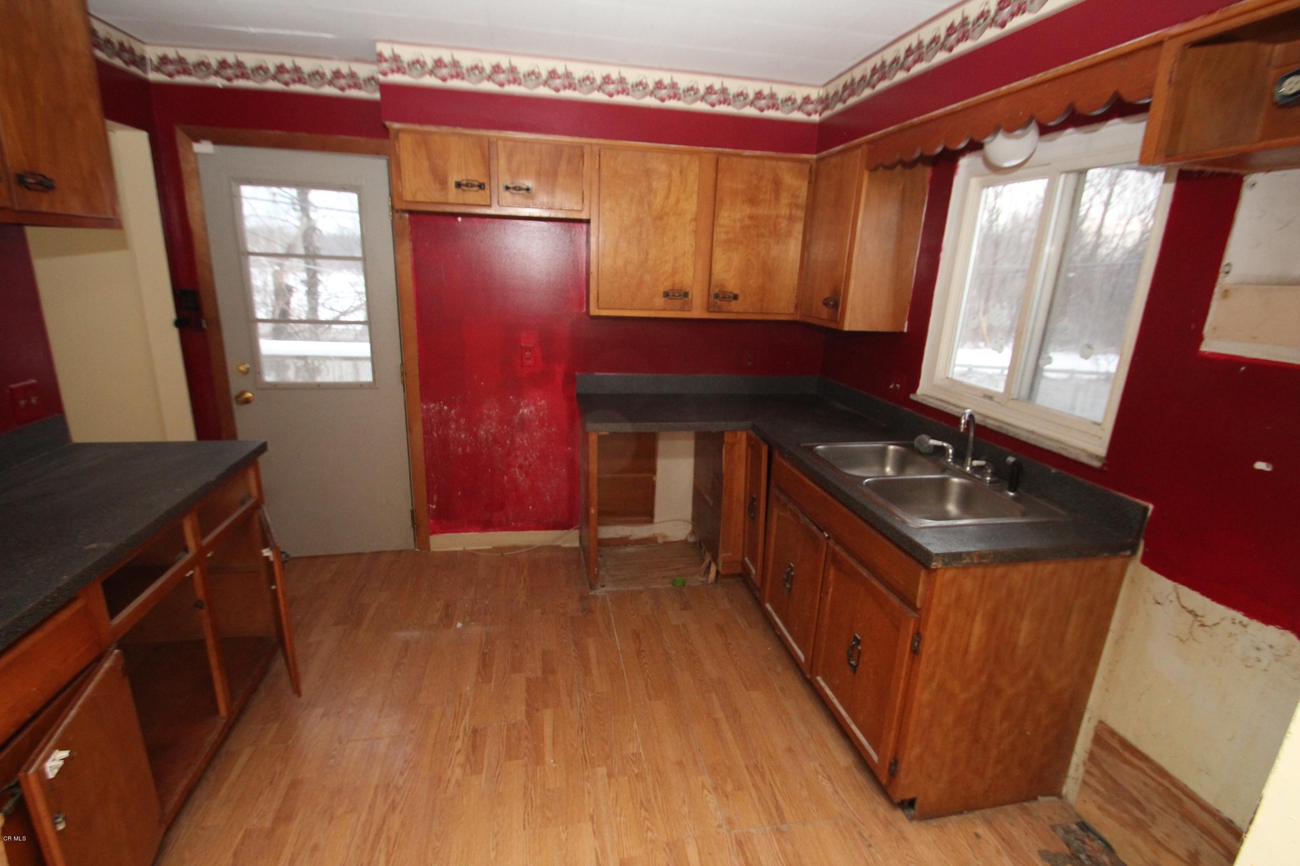 5224 Bagley Road Columbus, OH 43232 - Photo 3 of 5 Gallery Image 3