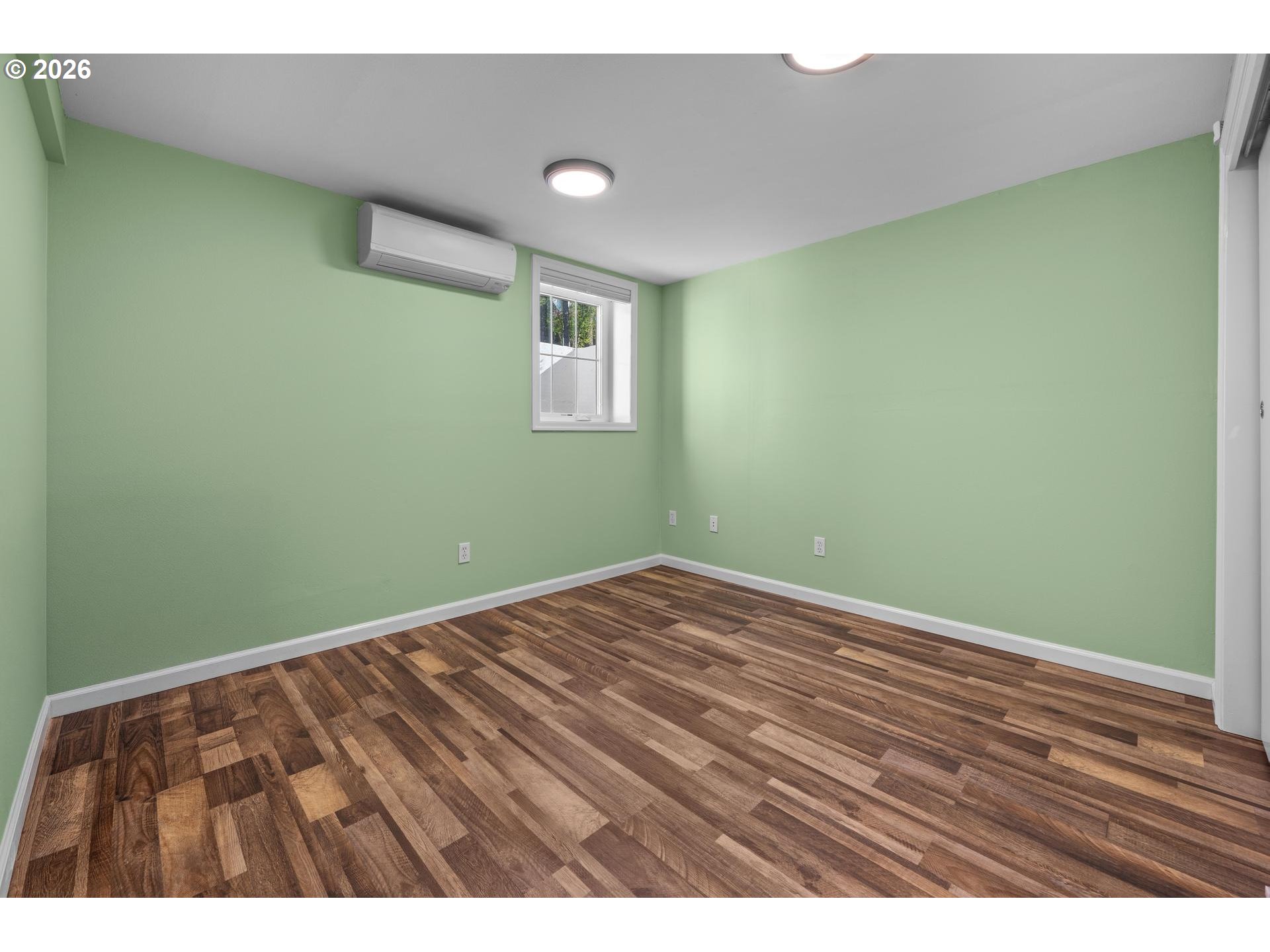 1815 Southwest Sunset Boulevard Portland, OR 97239 - Photo 23 of 36