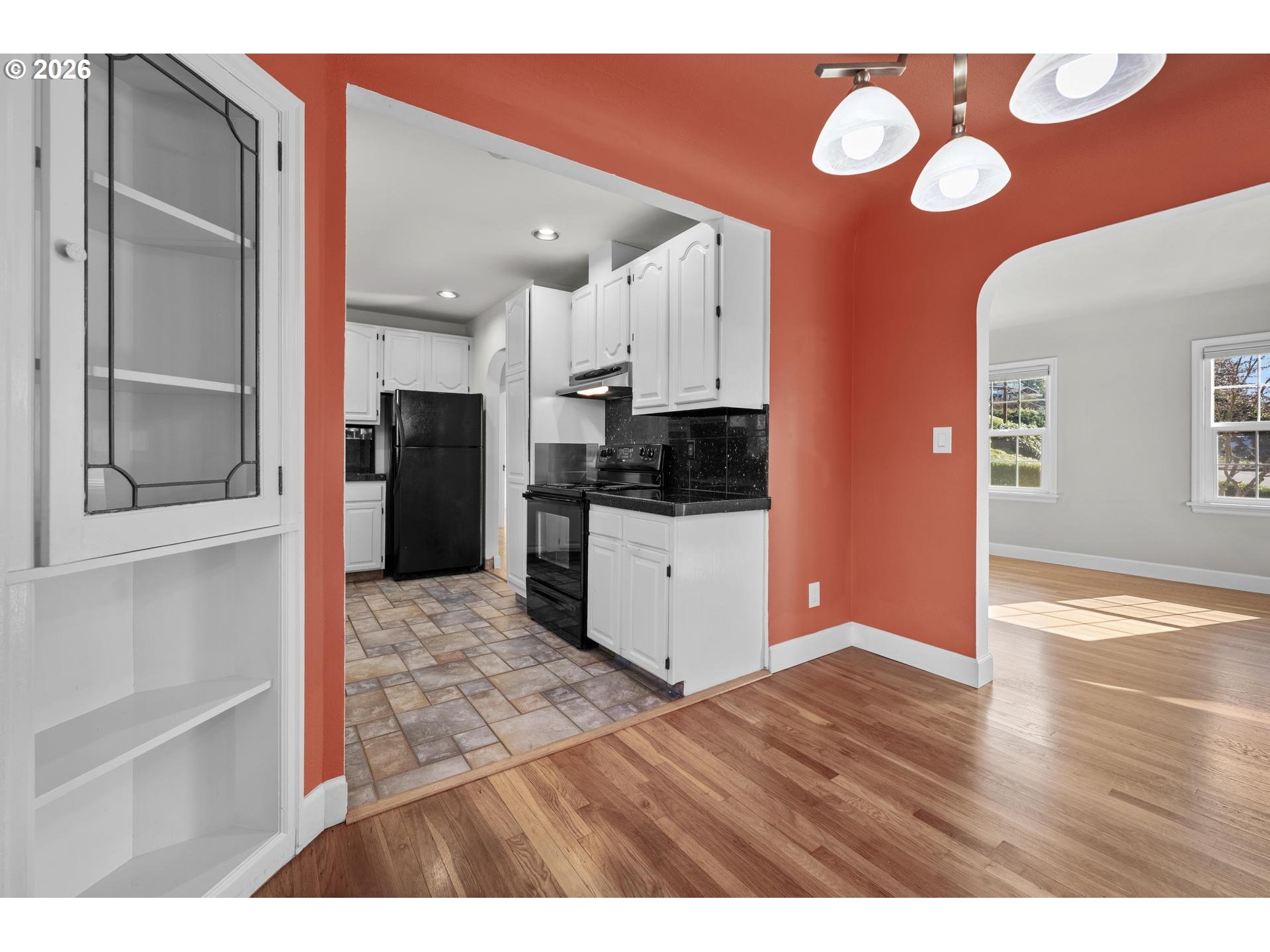 1815 Southwest Sunset Boulevard Portland, OR 97239 - Photo 9 of 36