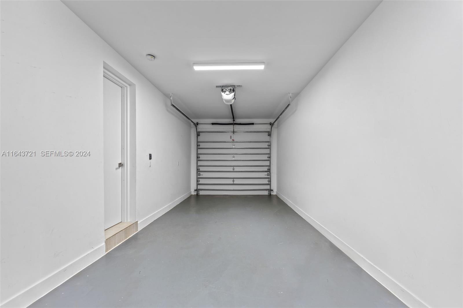 1510 Southwest 4th Avenue Miami, FL 33129 - Photo 27 of 46 a view of room and window