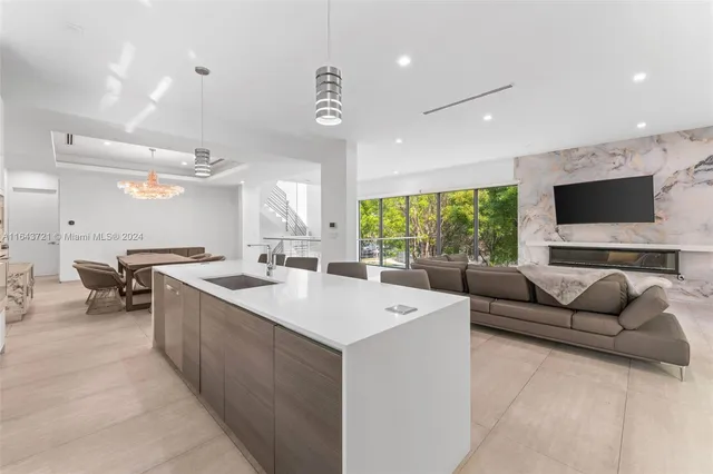 $2,675,000 | 1510 Southwest 4th Avenue, Miami, FL 33129