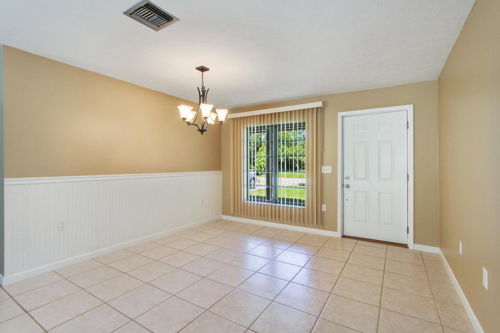 7807 Pensacola Road Fort Pierce, FL 34951 - Photo 7 of 25 Dining Room