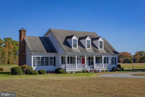 $630,000 | 602 Cedar Pointe Drive, Weems, VA 22576