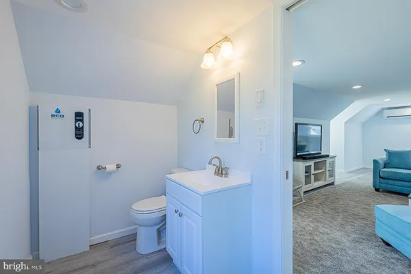 $630,000 | 602 Cedar Pointe Drive, Weems, VA 22576