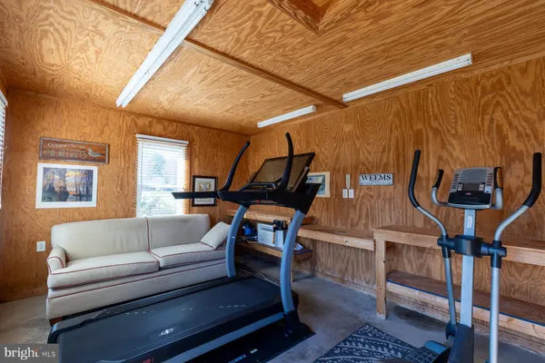 $630,000 | 602 Cedar Pointe Drive, Weems, VA 22576