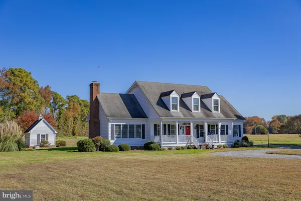 $630,000 | 602 Cedar Pointe Drive, Weems, VA 22576