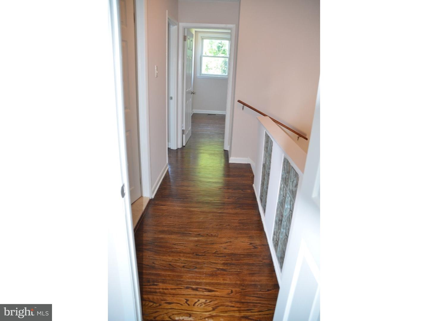 2845 Angus Road Philadelphia, PA 19114 - Photo 9 of 24 Gallery Image 9