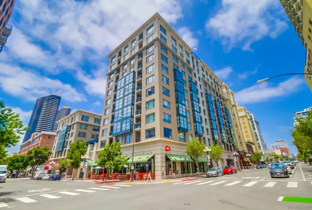 $659,000 | 530 K Street, Unit 513, San Diego, CA 92101