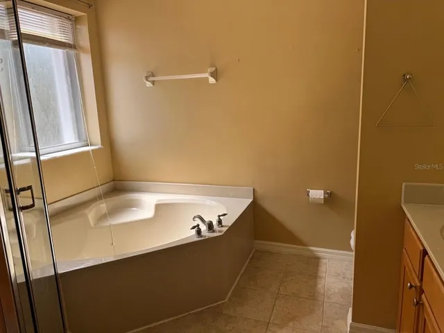 a bathroom with a tub