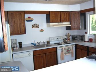 67 Skeet Road Medford, NJ 08055 - Photo 3 of 12 Kitchen