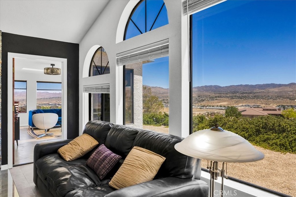 6177 Mandarin Road Yucca Valley, CA 92284 - Photo 6 of 58
