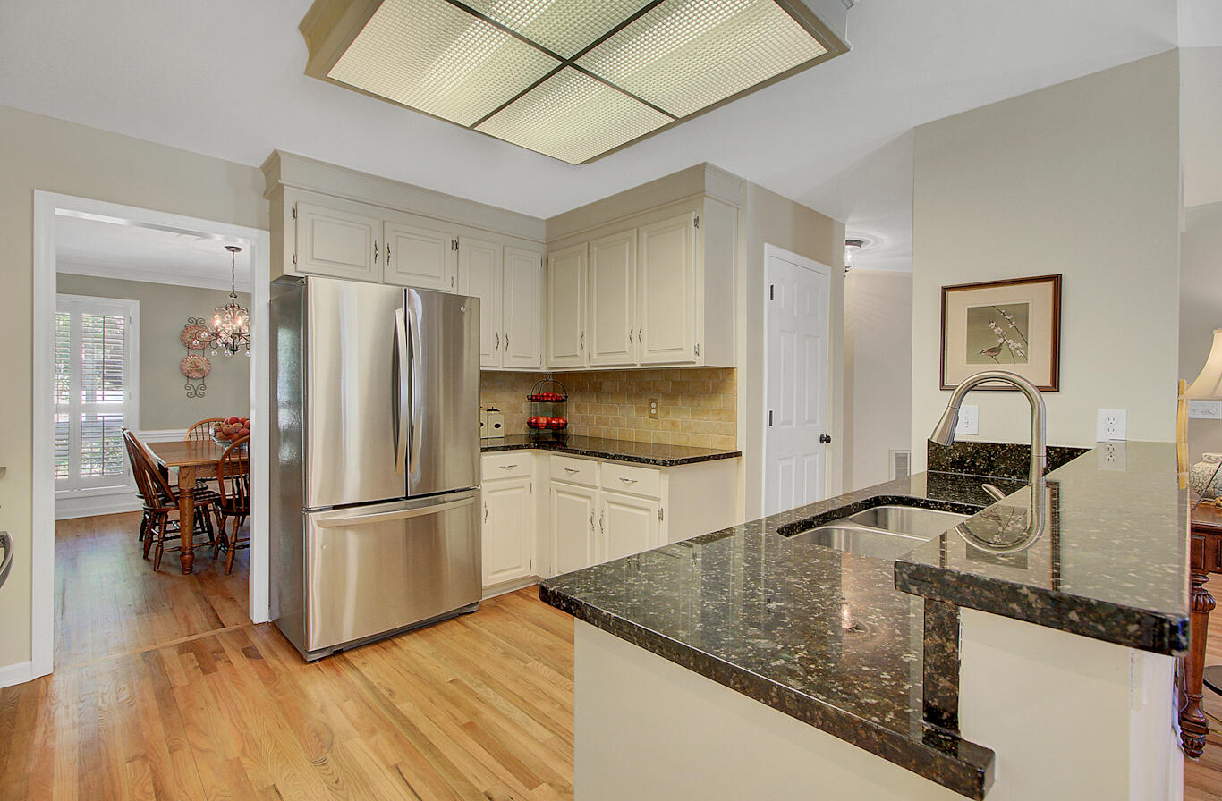 203 Kenilworth Road Summerville, SC 29485 - Photo 11 of 40 13