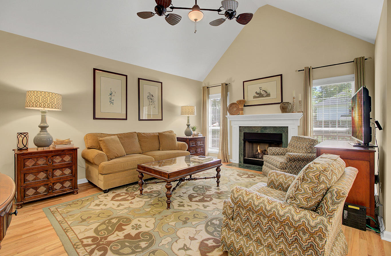 203 Kenilworth Road Summerville, SC 29485 - Photo 6 of 40 8