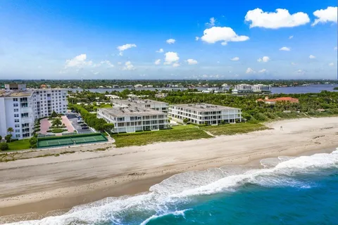 $2,599,000 | 2275 South Ocean Boulevard, Unit 205A, Palm Beach, FL 33480