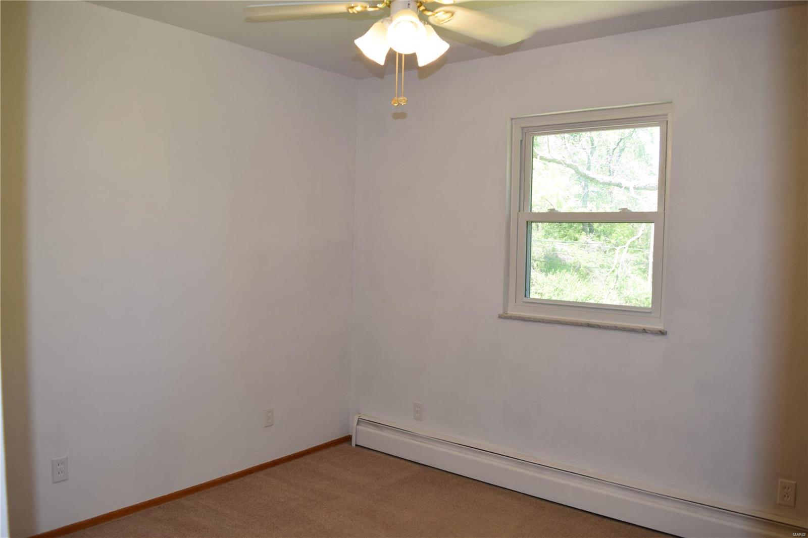 6227 Old St Louis Road Belleville, IL 62223 - Photo 14 of 21 Gallery Image 14