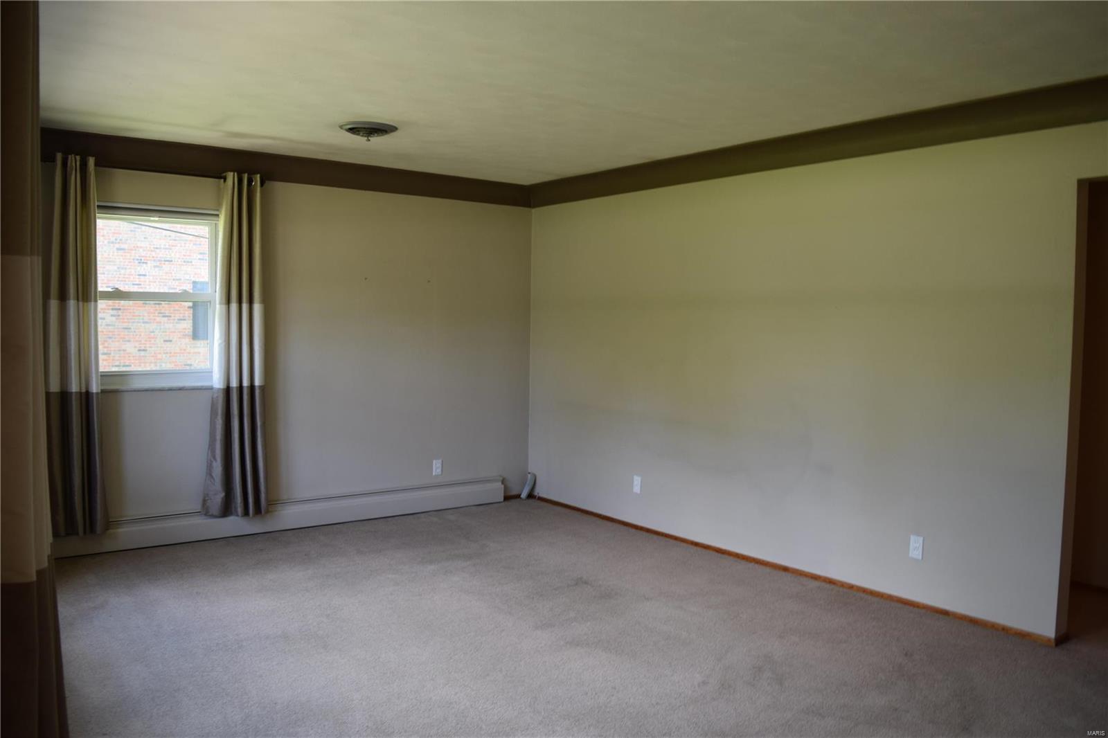 6227 Old St Louis Road Belleville, IL 62223 - Photo 7 of 21 Gallery Image 7
