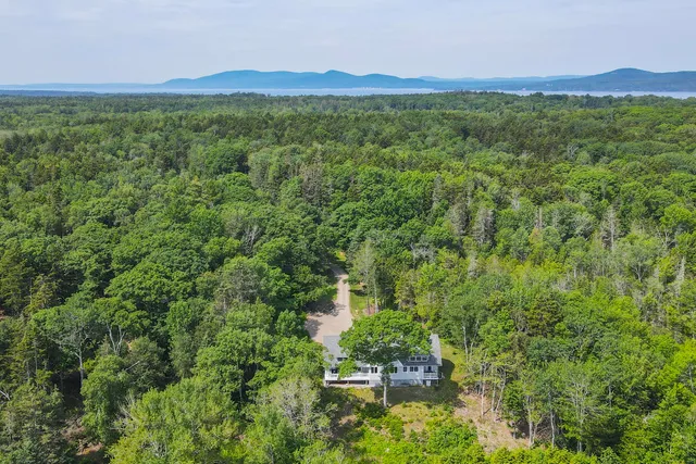 $899,000 | 135 Rebel Hill Road, Islesboro, ME 04848