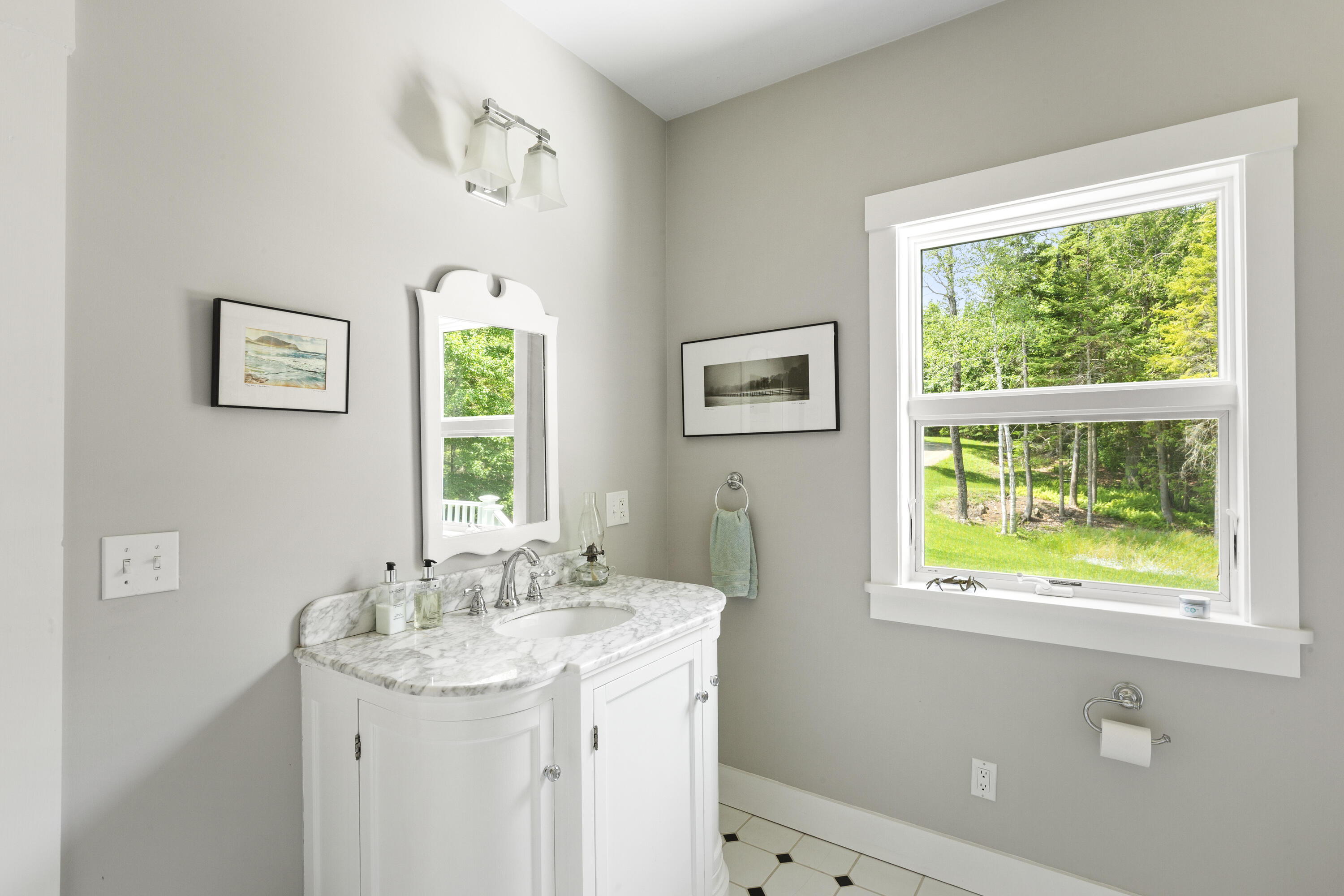 135 Rebel Hill Road Islesboro, ME 04848 - Photo 9 of 26 030-135RebelHillRd-Islesboro-KS