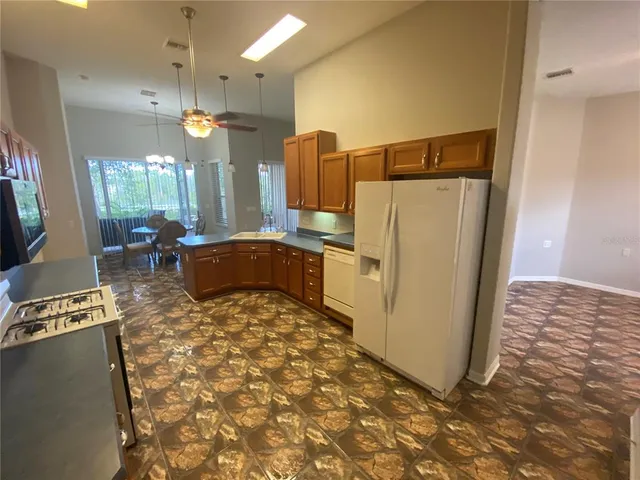 $1,875 | 5141 Aurora Drive, Leesburg, FL 34748