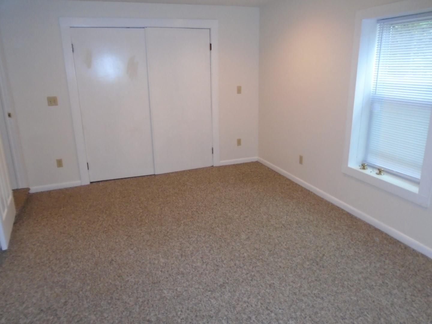 390 Riverside Avenue Burlington, VT 05401 - Photo 3 of 8 Gallery Image 3
