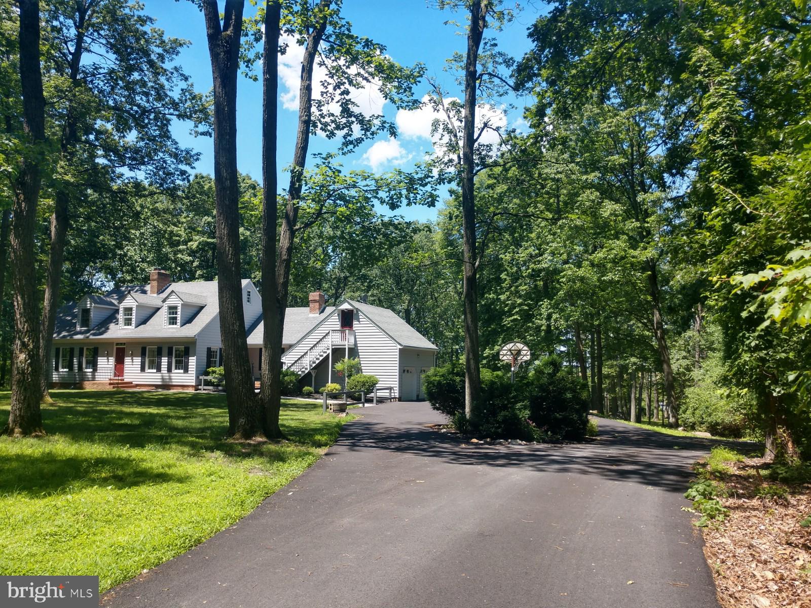 23208 Peach Tree Road Clarksburg, MD 20871 - Photo 2 of 51 Country setting in Poolesville School District!