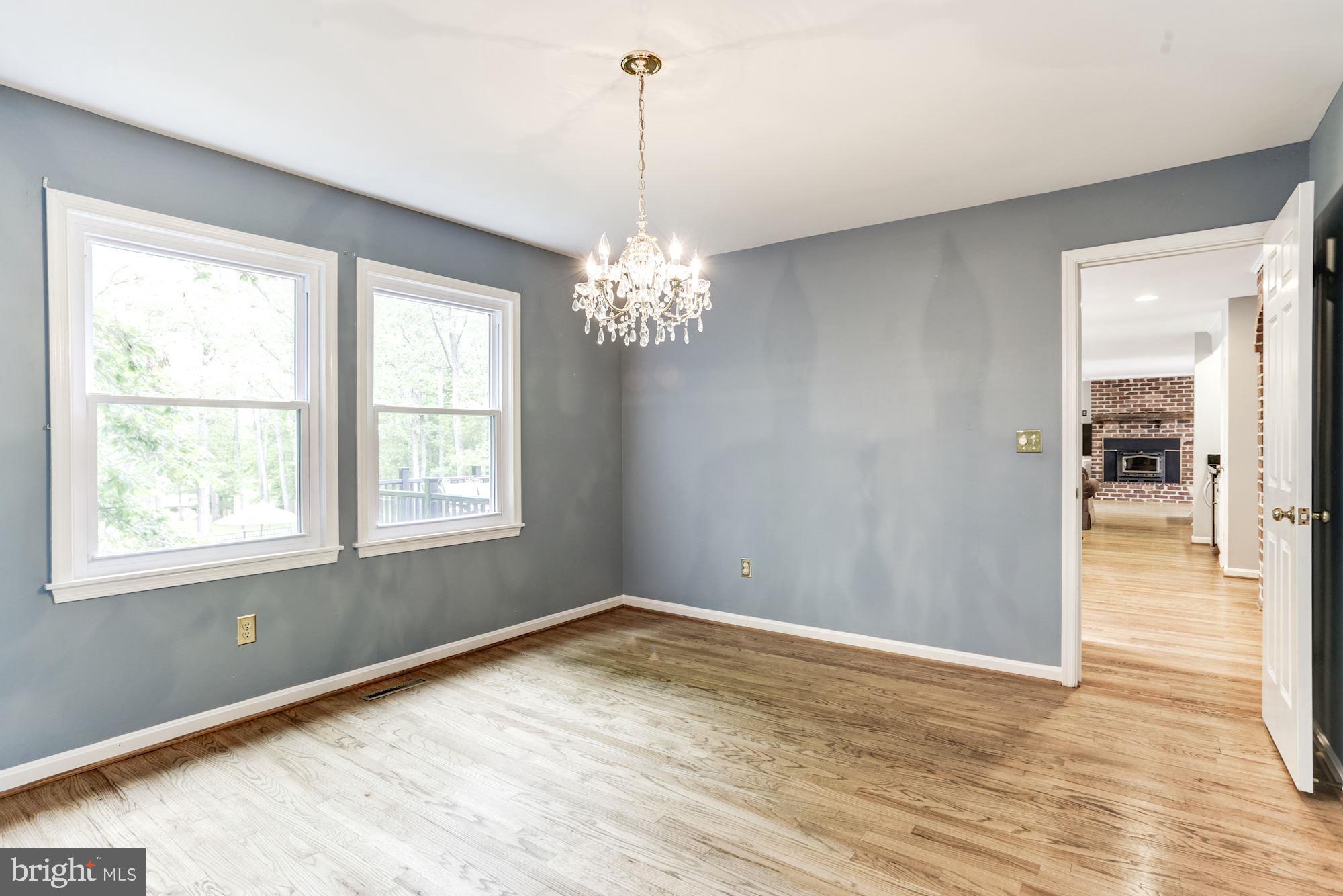 23208 Peach Tree Road Clarksburg, MD 20871 - Photo 20 of 51 Dining room off kitchen and living room
