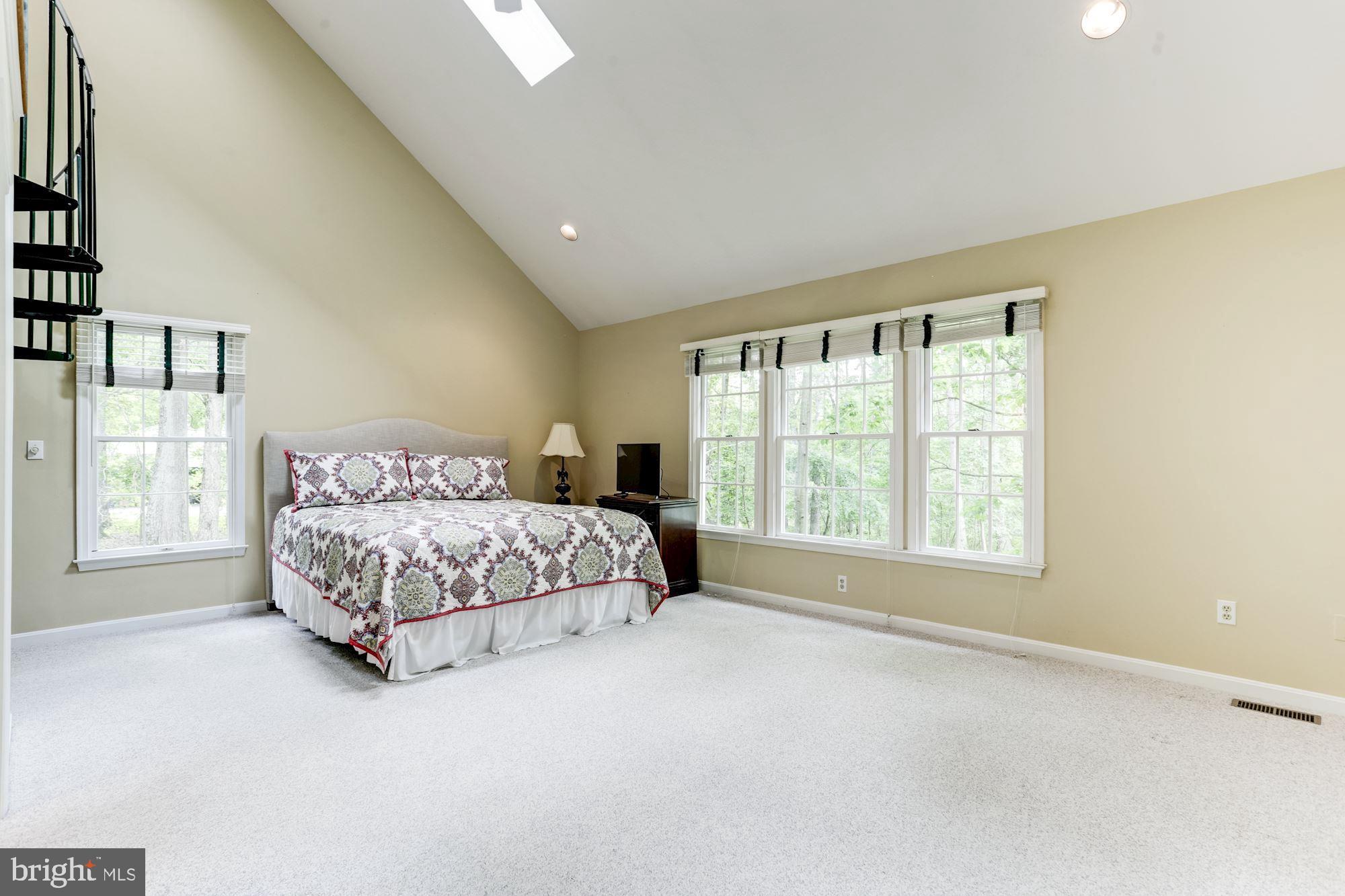 23208 Peach Tree Road Clarksburg, MD 20871 - Photo 24 of 51 First level master bedroom suite