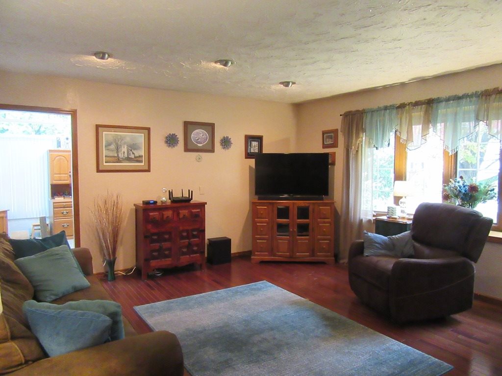 6904 133rd Avenue West Taylor Ridge, IL 61284 - Photo 16 of 30 Gallery Image 16