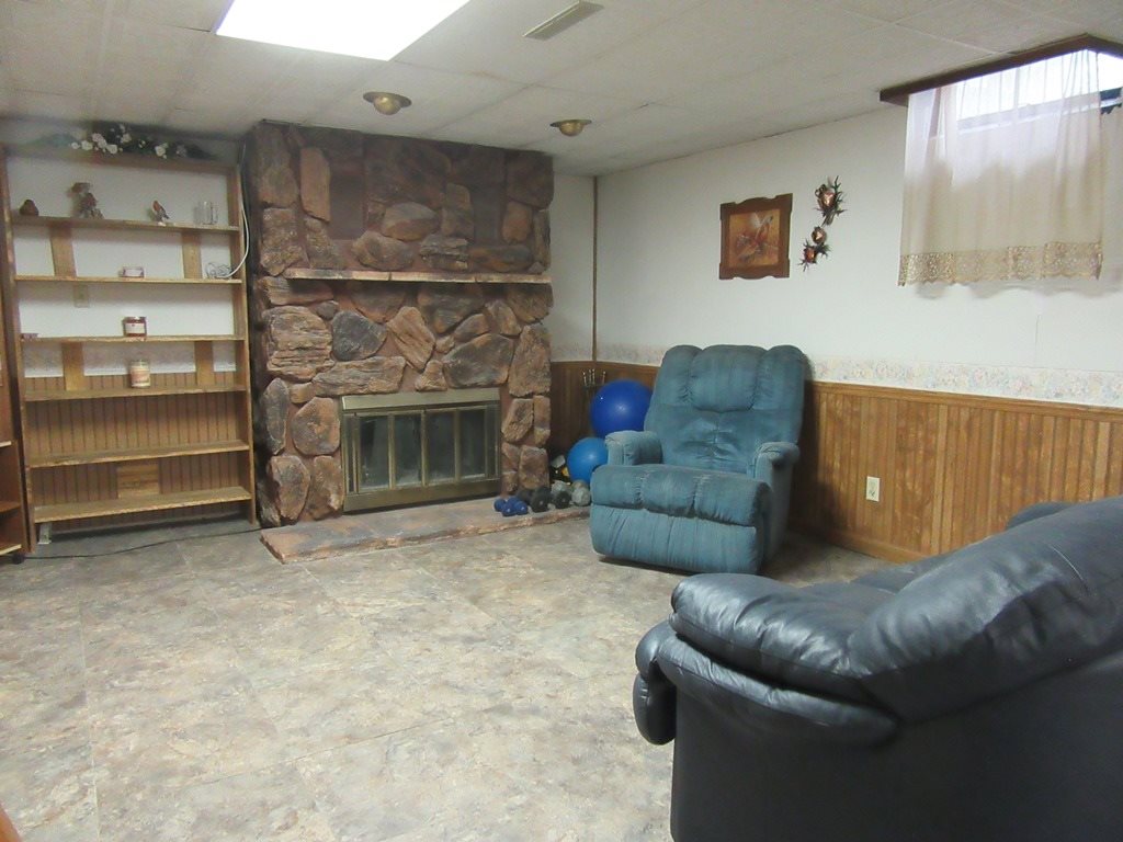 6904 133rd Avenue West Taylor Ridge, IL 61284 - Photo 27 of 30 Gallery Image 27