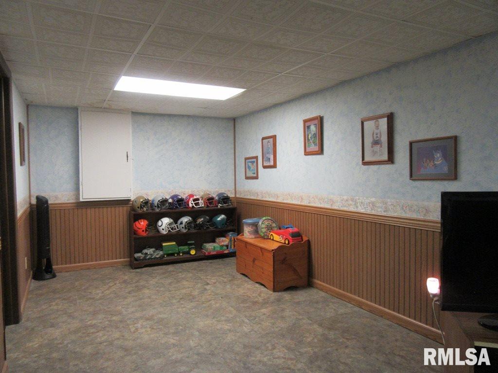 6904 133rd Avenue West Taylor Ridge, IL 61284 - Photo 28 of 30 Gallery Image 28