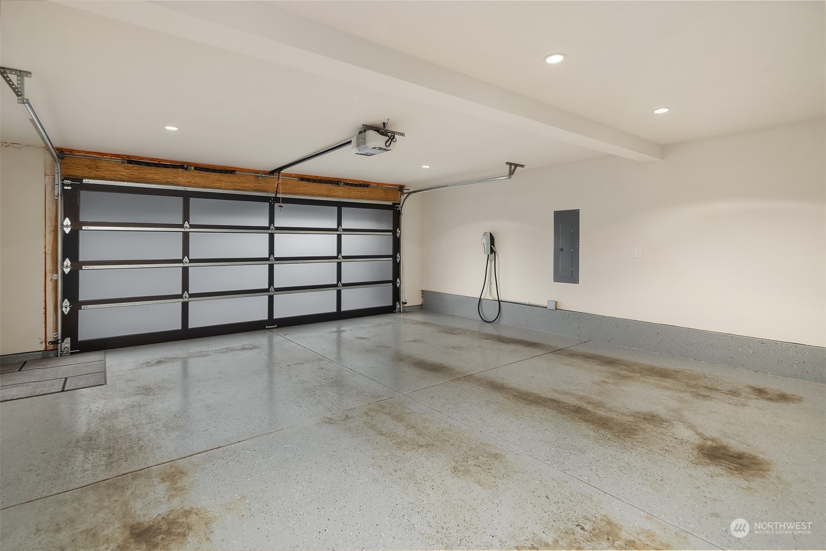 3900 Northeast 70th Street Seattle, WA 98115 - Photo 36 of 40 a view of a garage