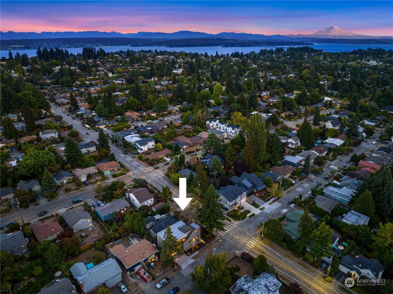 3900 Northeast 70th Street Seattle, WA 98115 - Photo 40 of 40 a view of a city