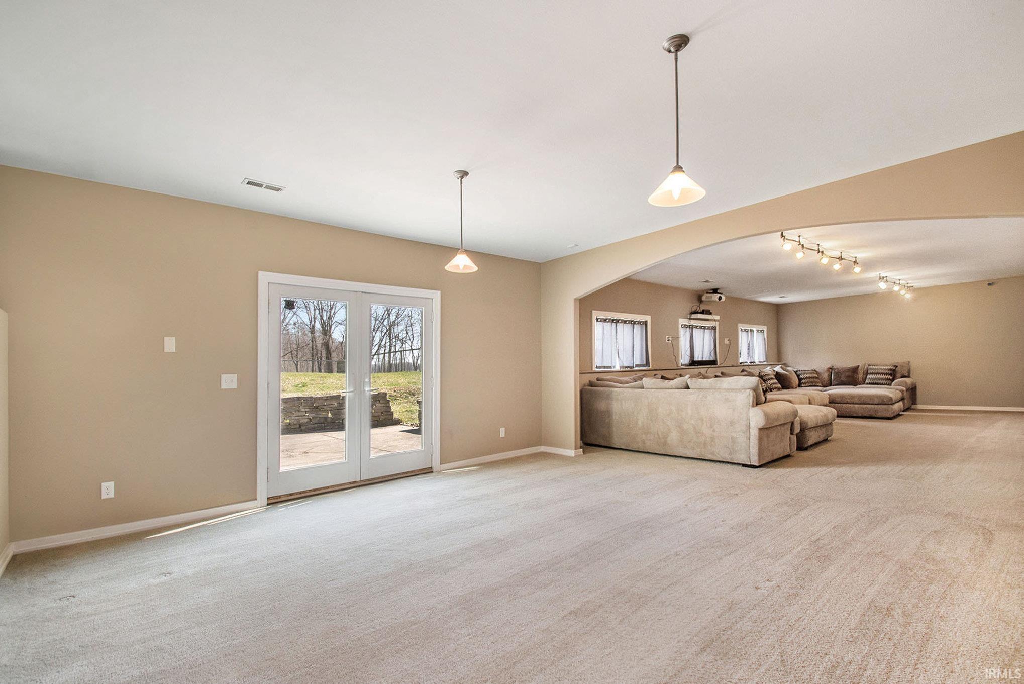 57708 Oakside Road Mishawaka, IN 46544 - Photo 18 of 36 Gallery Image 18