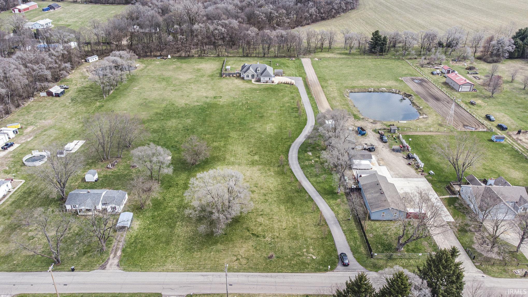 57708 Oakside Road Mishawaka, IN 46544 - Photo 31 of 36 Gallery Image 31