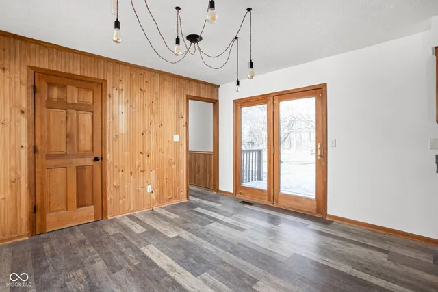 $331,000 | 10699 North Carthage Pike, Carthage, IN 46115