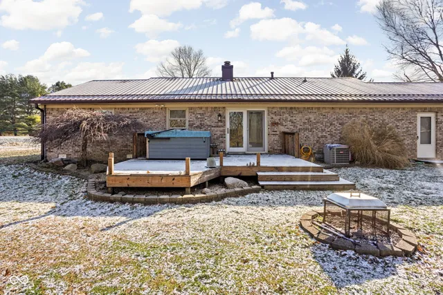 $331,000 | 10699 North Carthage Pike, Carthage, IN 46115