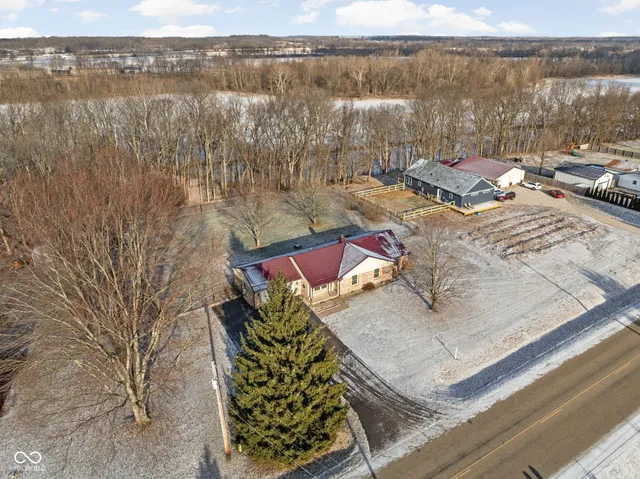 $331,000 | 10699 North Carthage Pike, Carthage, IN 46115