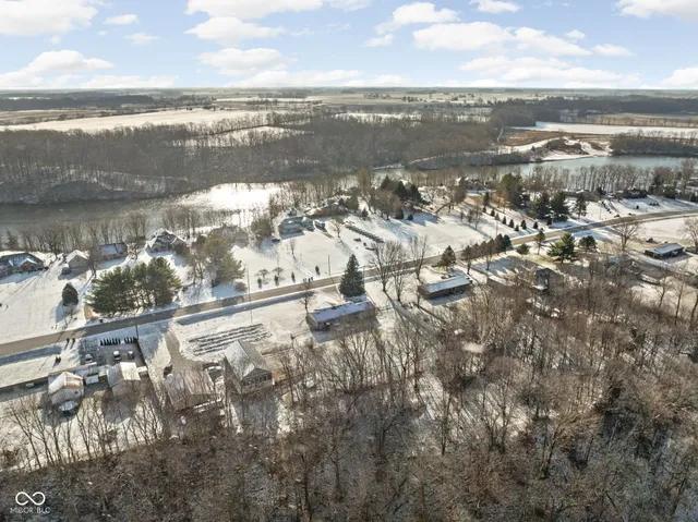 $331,000 | 10699 North Carthage Pike, Carthage, IN 46115