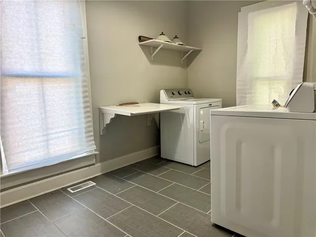 $174,900 | 1019 Charles Street, St. Joseph, MO 64501