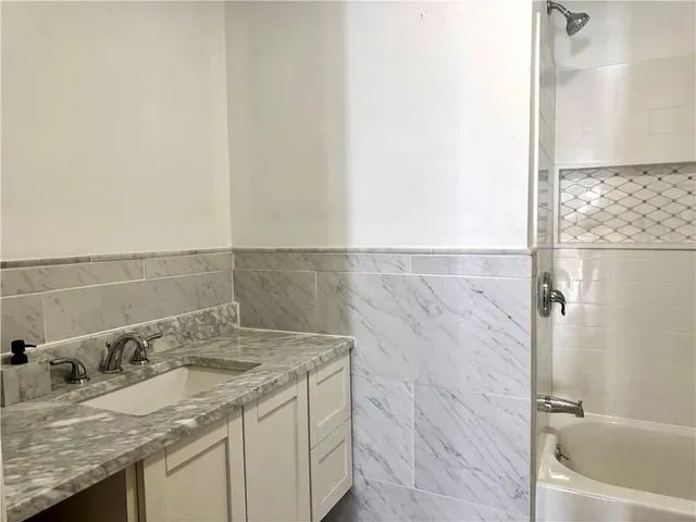 $174,900 | 1019 Charles Street, St. Joseph, MO 64501