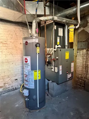 $174,900 | 1019 Charles Street, St. Joseph, MO 64501