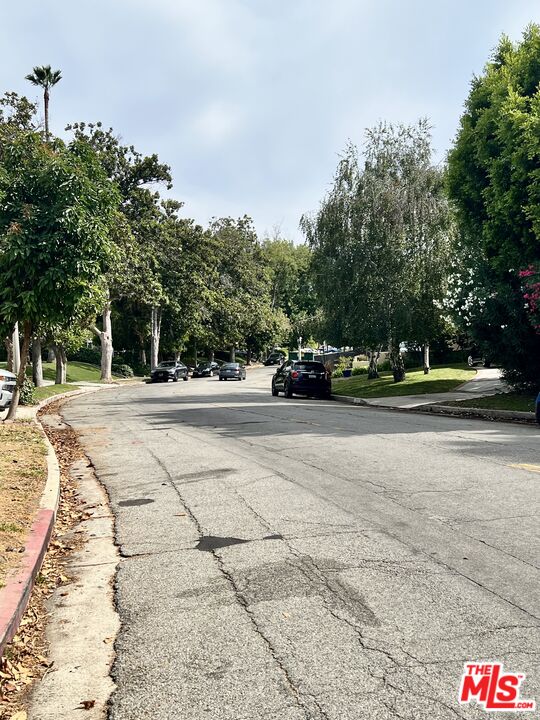 4340 Sepulveda Boulevard Sherman Oaks, CA 91403 - Photo 29 of 30 a view of street with houses