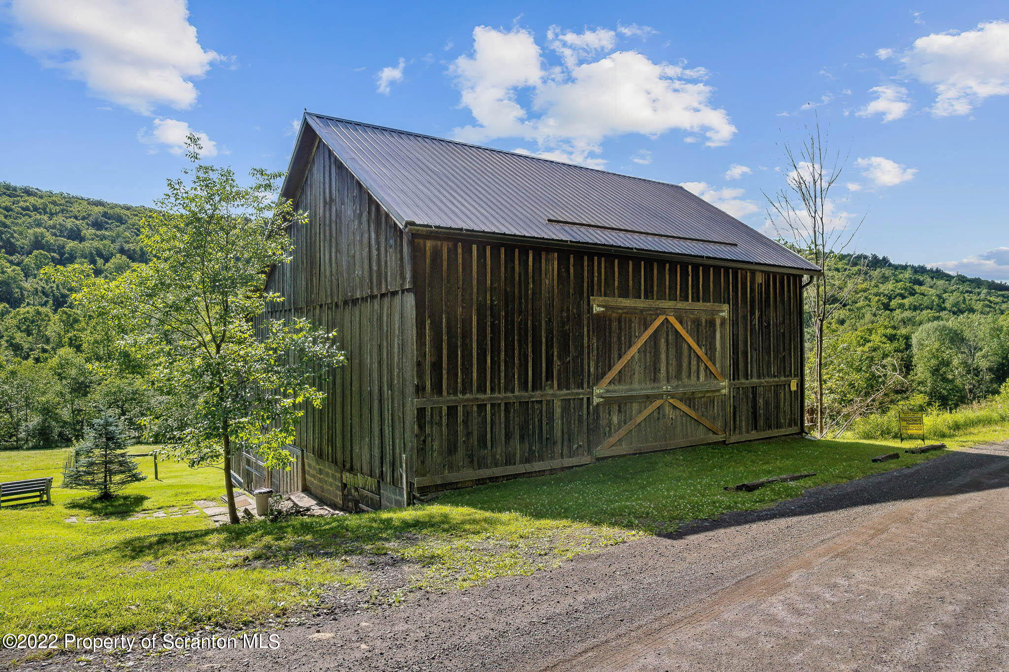104 Pratt Hollow Road Nicholson, PA 18446 - Photo 5 of 66 Gallery Image 5